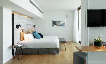 חבילת לינה והופעה בסופ"ש דלאקס