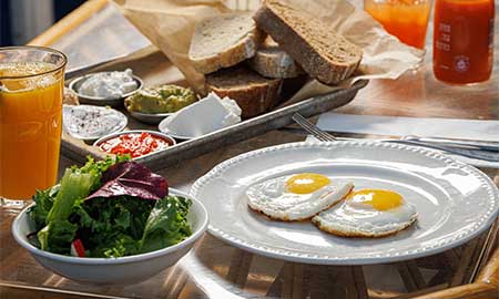 ארוחת בוקר יחיד