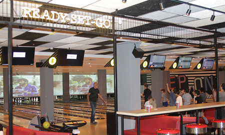 משחק באולינג ל-3 משתתפים