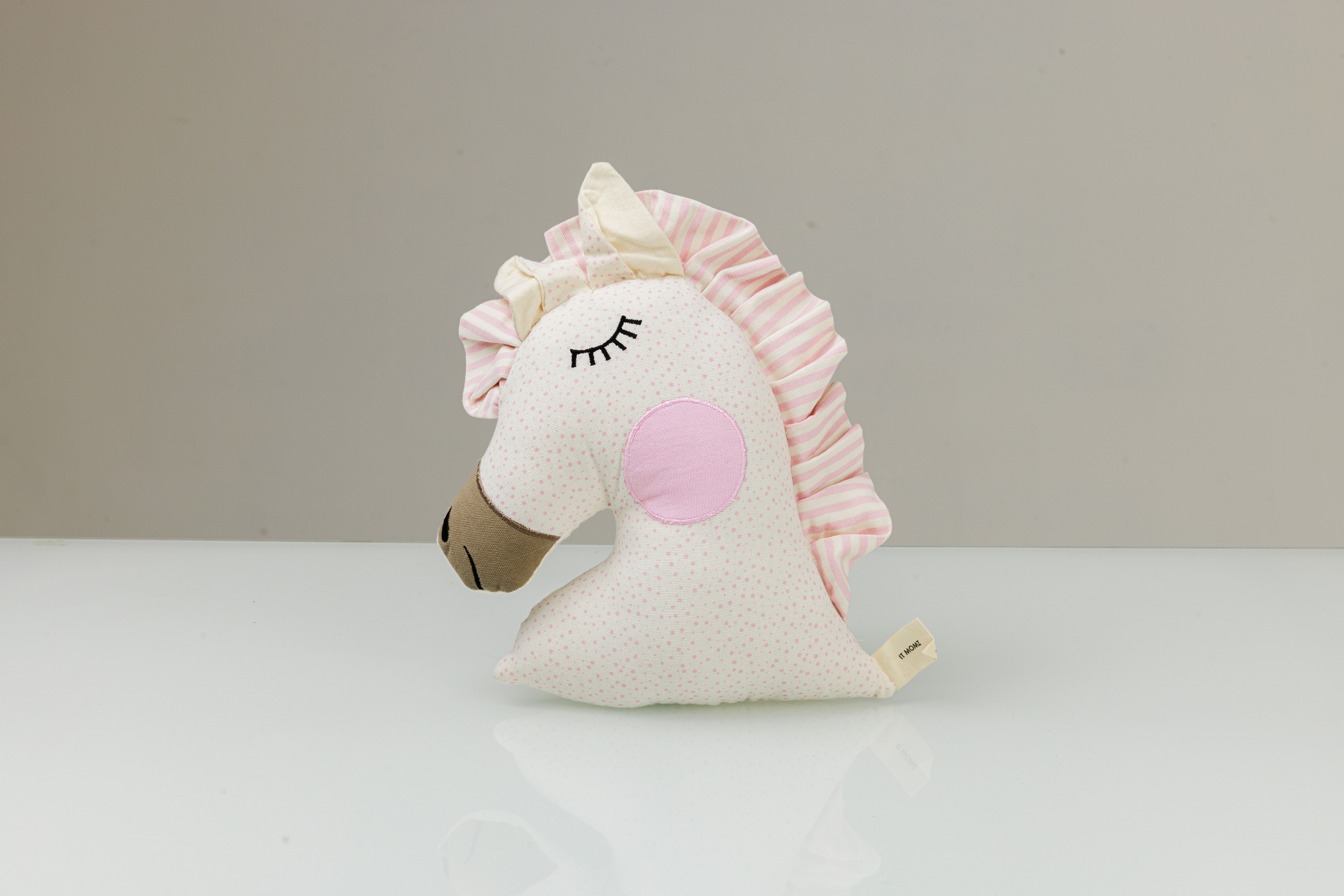 כרית סוס ורודה