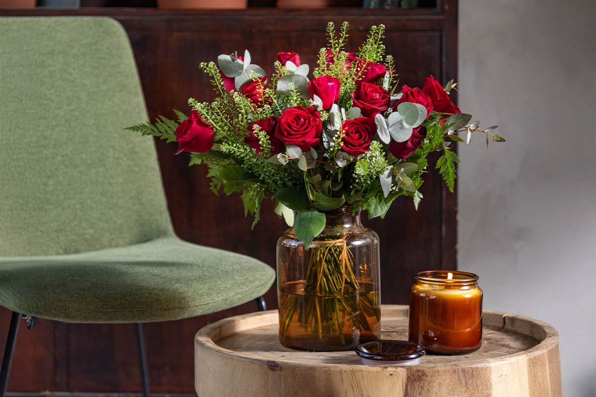 זר ורדים אדומים